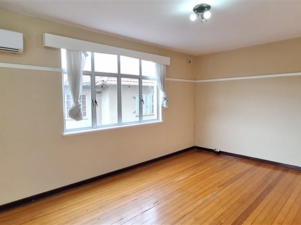 1.5 Bedroom Apartment 1.5 Bedroom Apartment