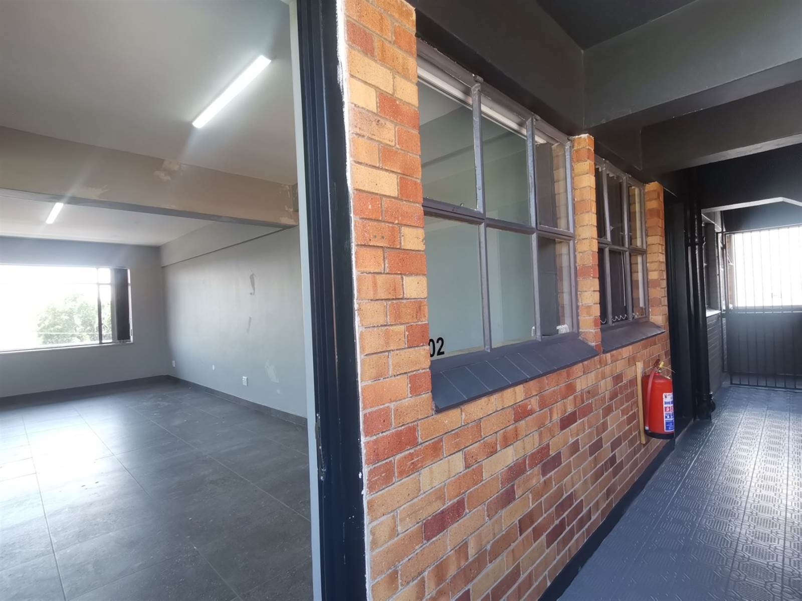 79  m² Office Space in Greenside photo number 17