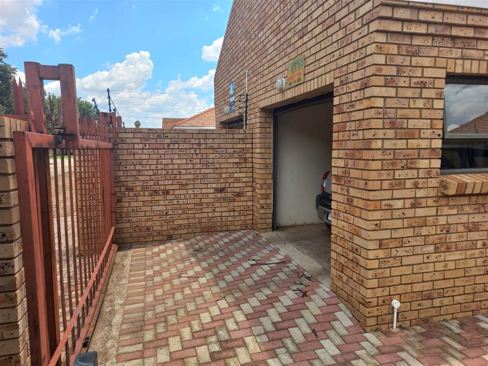 2 Bed House in Mmabatho photo number 1