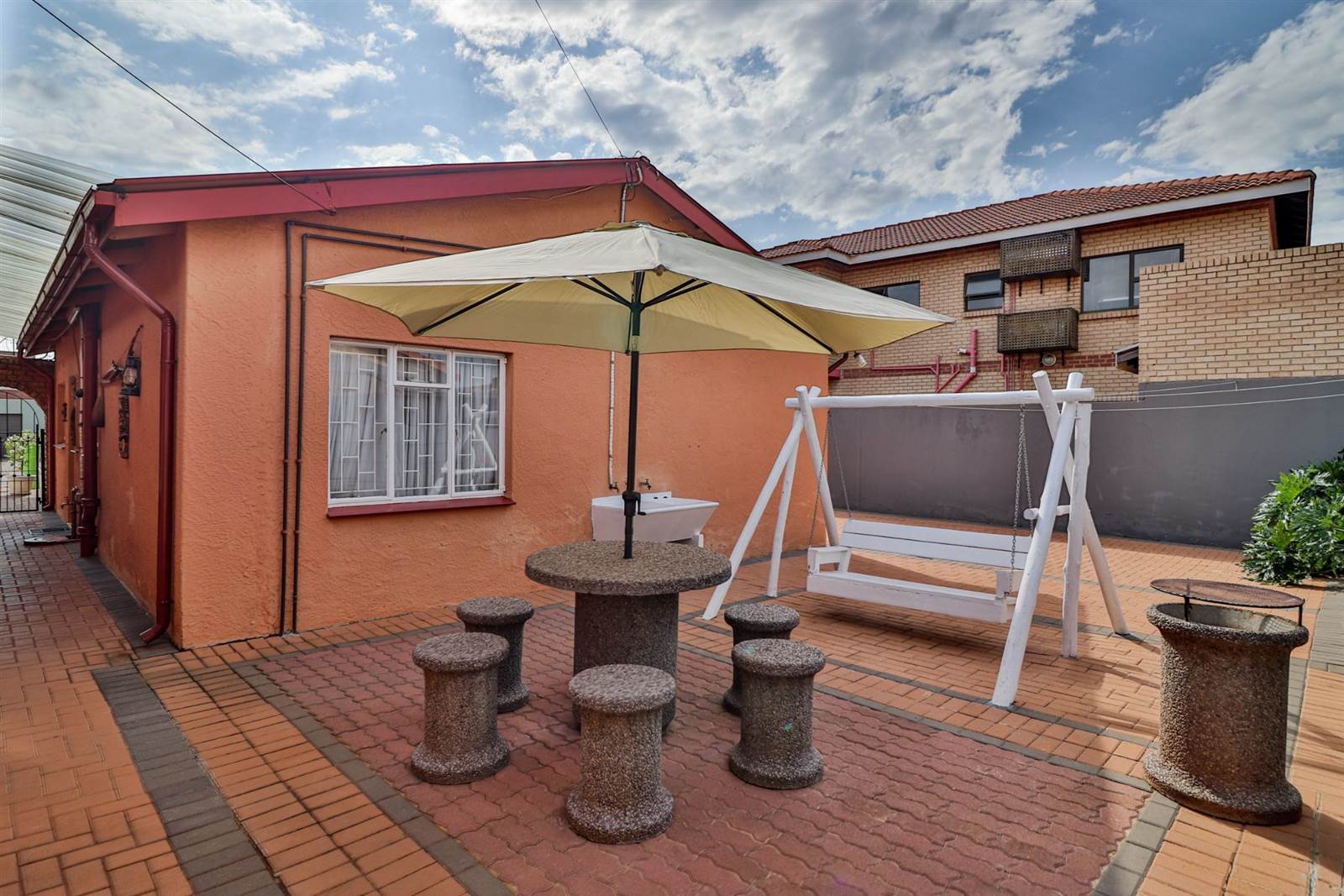 3 Bed House in Lenasia photo number 24