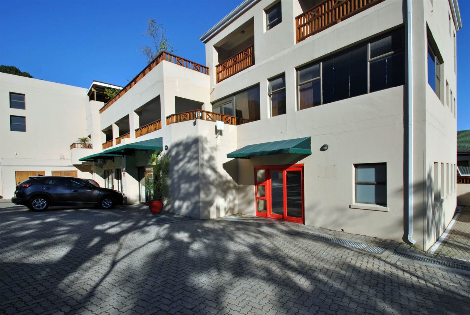 2512  m² Commercial space in Knysna Central photo number 5