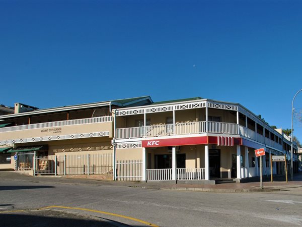2 512  m² Commercial space