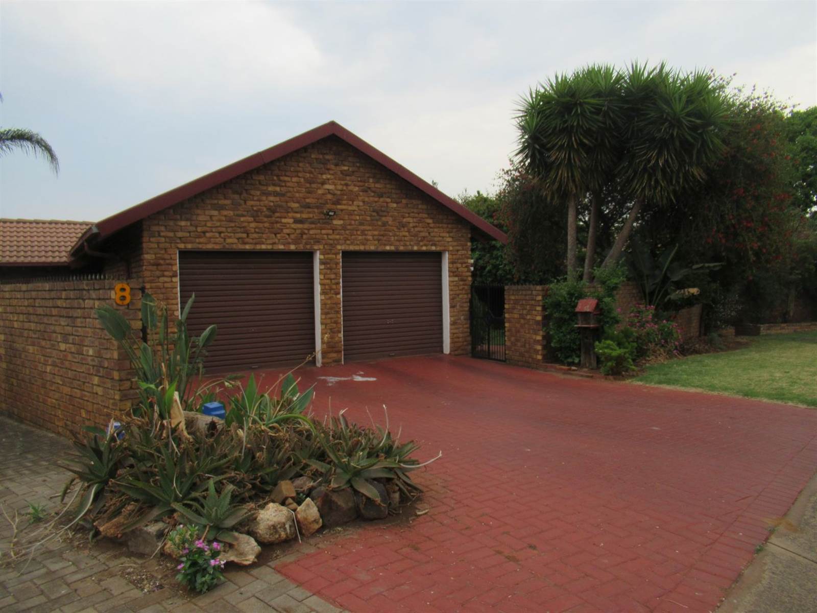 3 Bed House in Rooihuiskraal North photo number 24