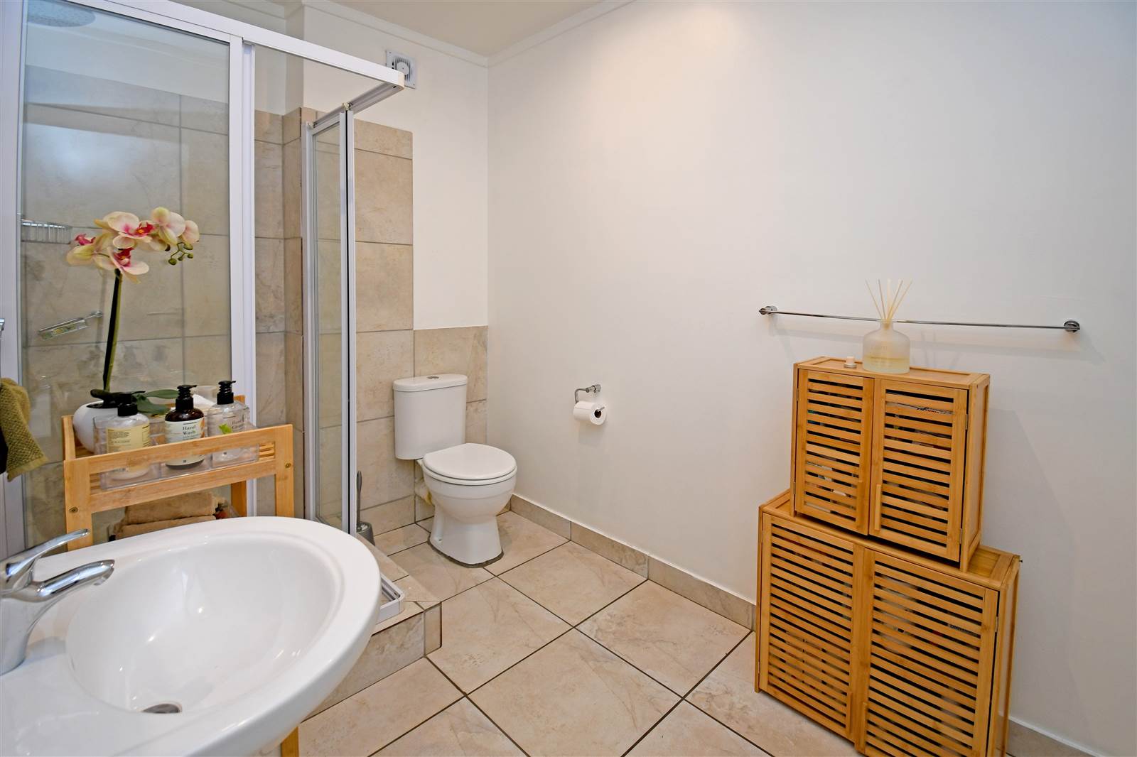 2 Bed Apartment in Hurlingham photo number 25