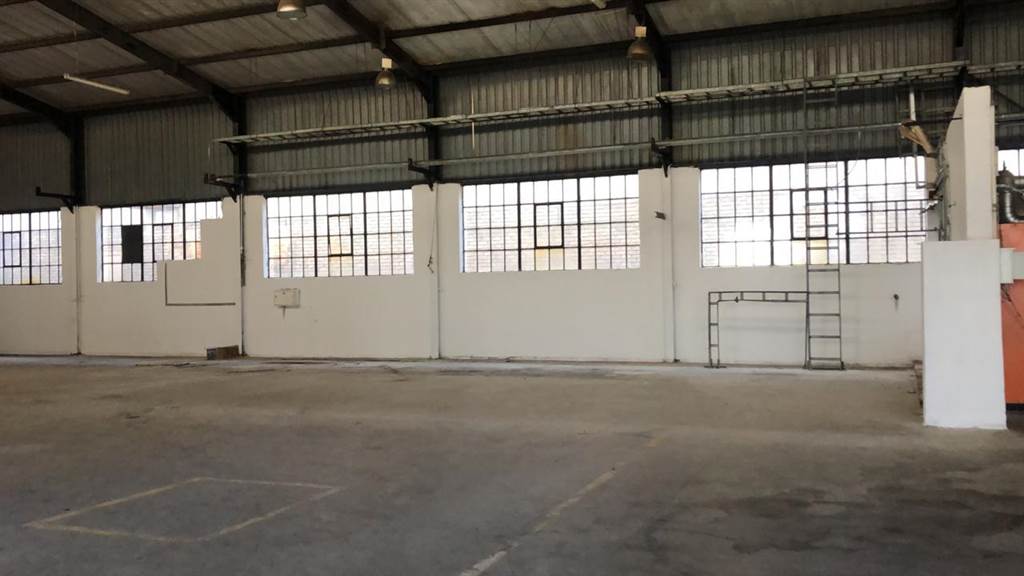 2200  m² Industrial space in Spartan photo number 9