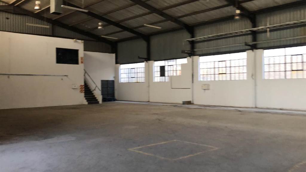 2200  m² Industrial space in Spartan photo number 8