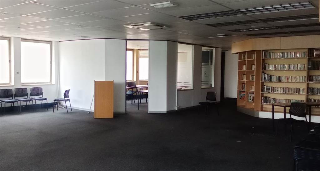2500  m² Commercial space in Braamfontein photo number 21