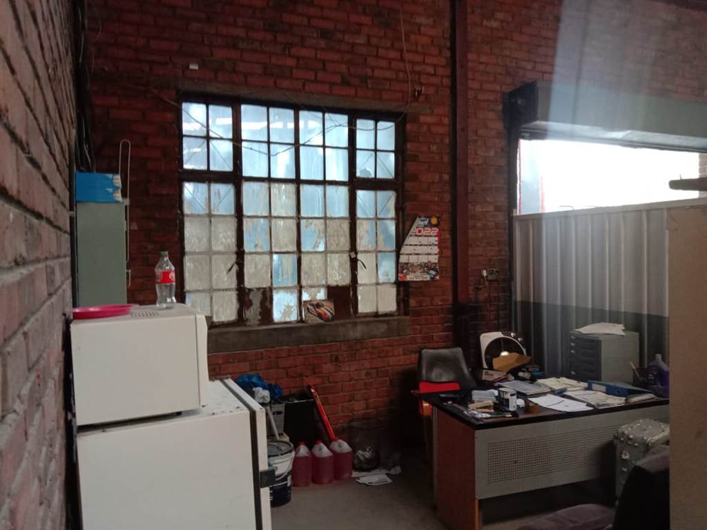 595  m² Industrial space in Benoni Central photo number 4