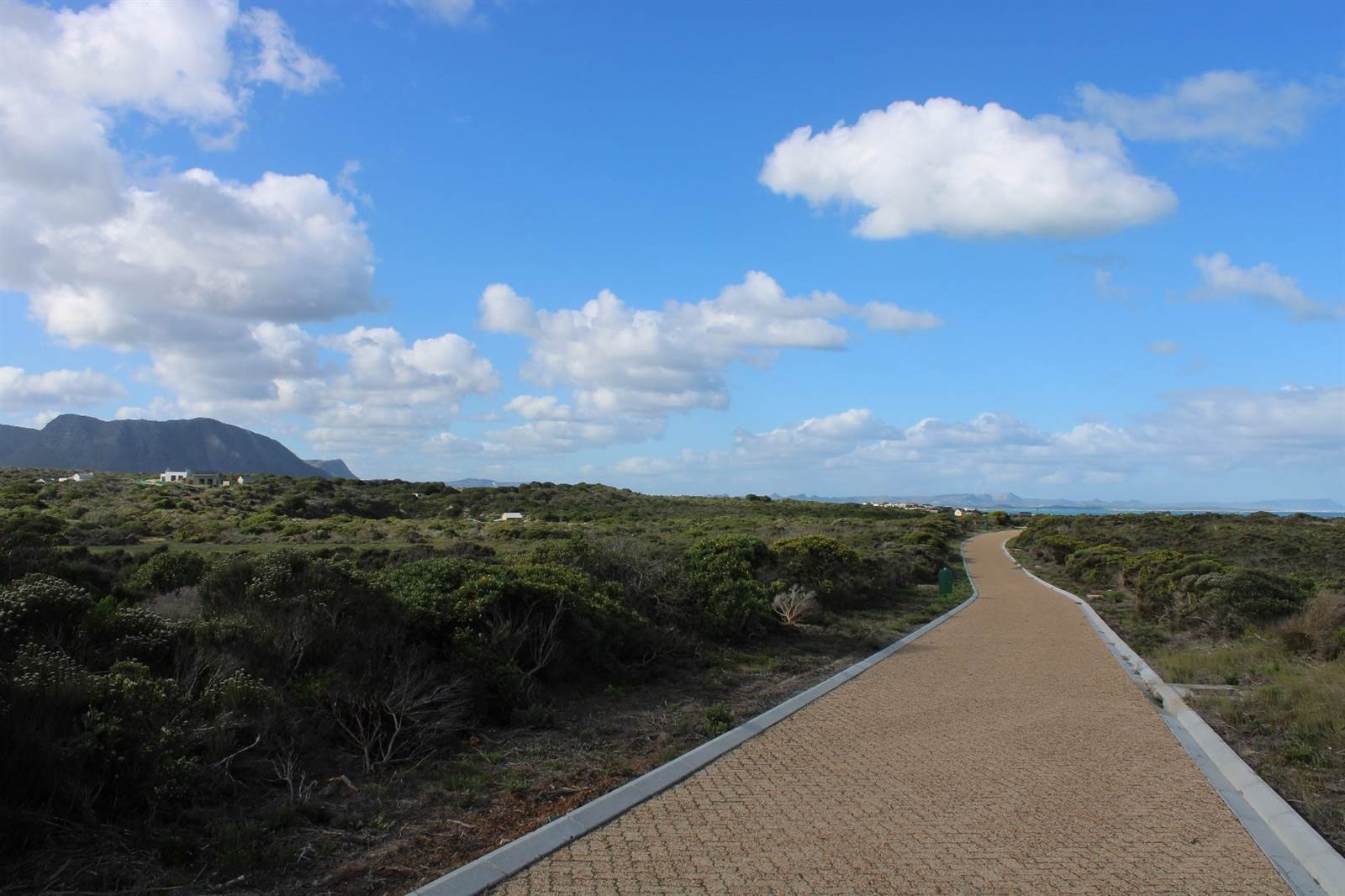 1200 m² Land available in Gansbaai and surrounds photo number 2