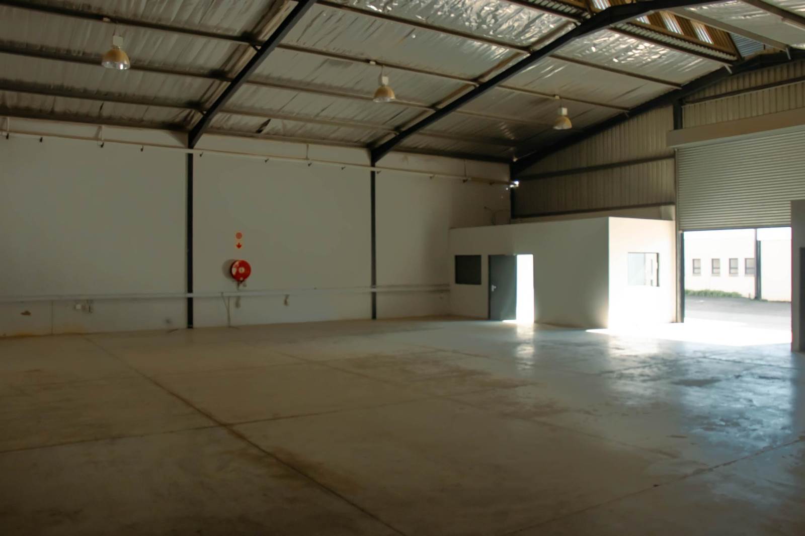 720  m² Industrial space in Campsdrift photo number 25