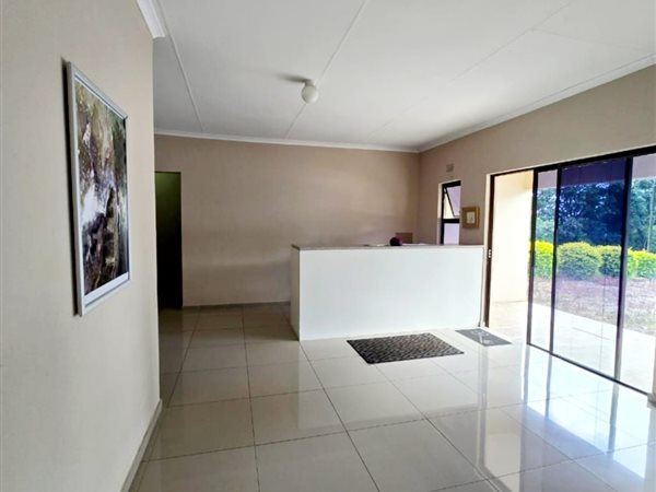 400 m² Commercial space 400 m² Commercial space