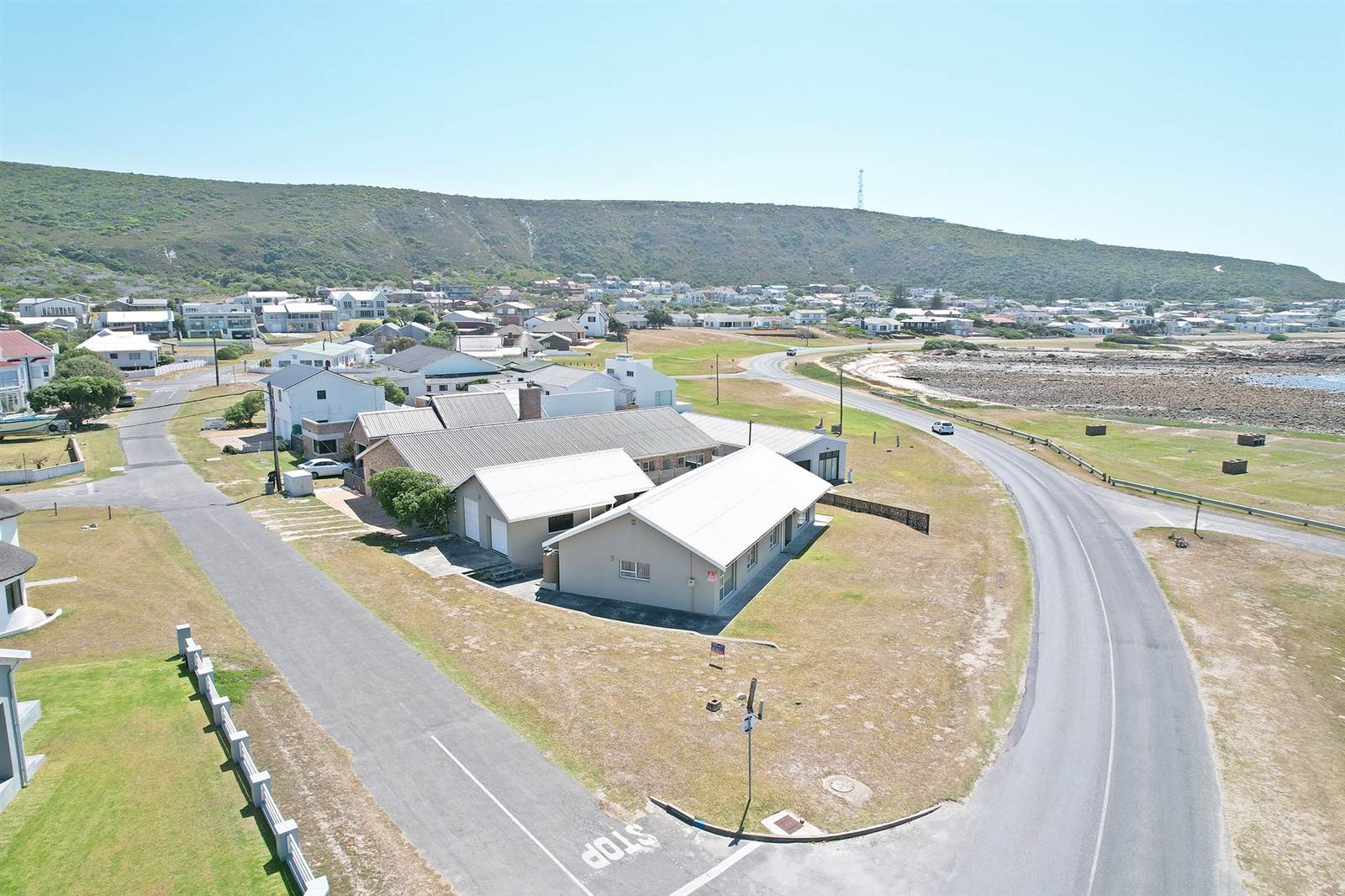 4 Bed House in Agulhas photo number 18