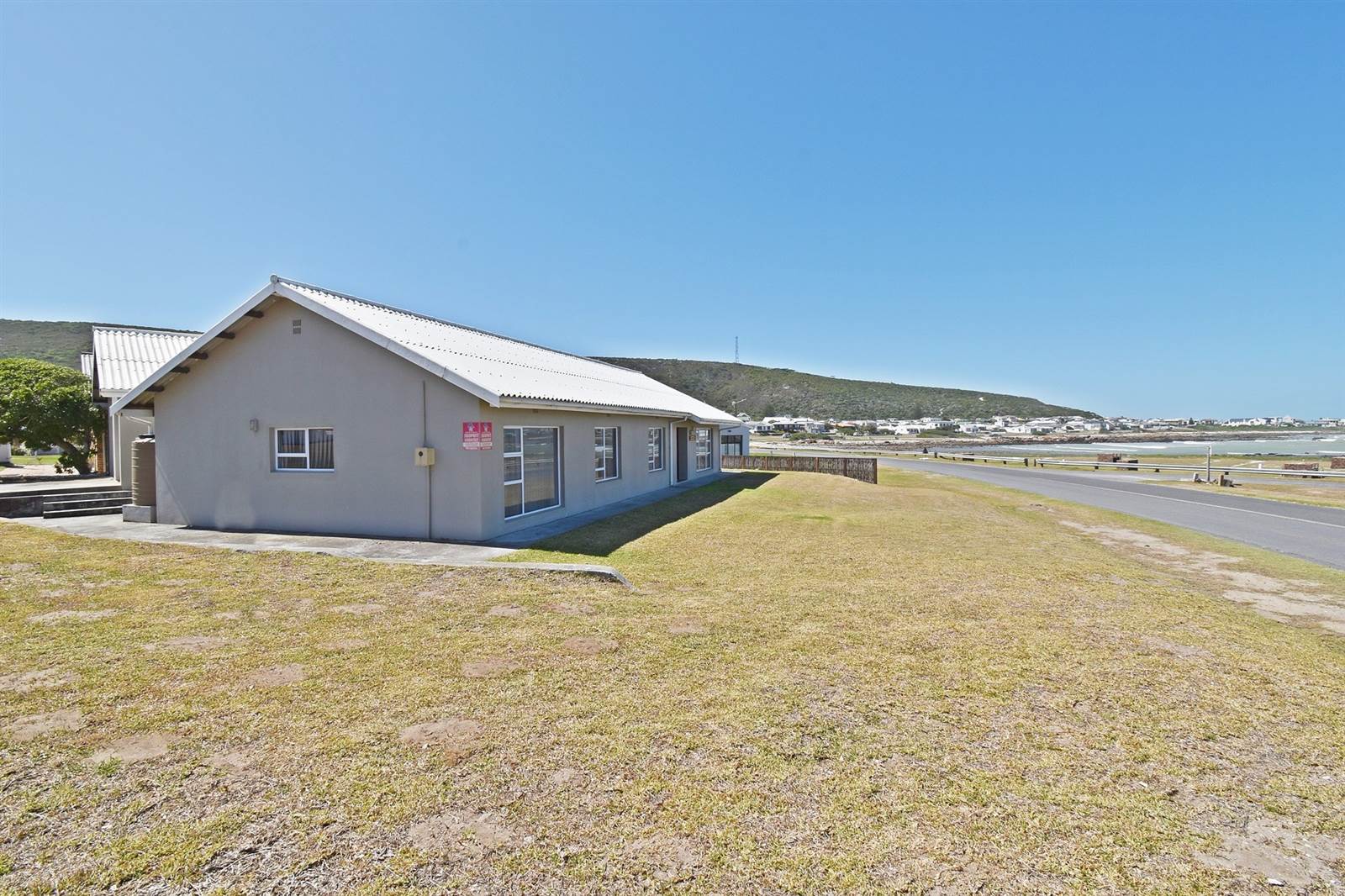 4 Bed House in Agulhas photo number 27