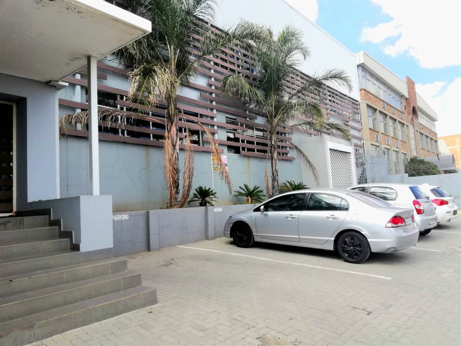 1506  m² Commercial space in Wynberg photo number 3