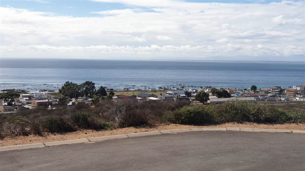 365 m² Land available in St Helena Views photo number 2