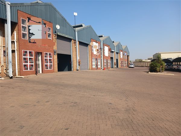 264 m² Industrial space 264 m² Industrial space