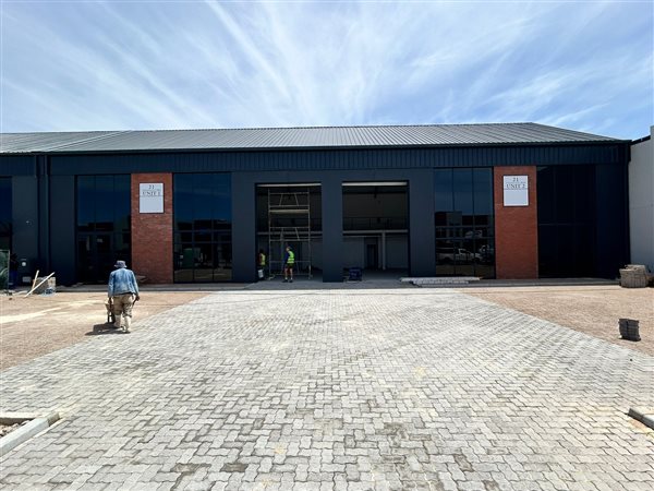 534  m² Industrial space