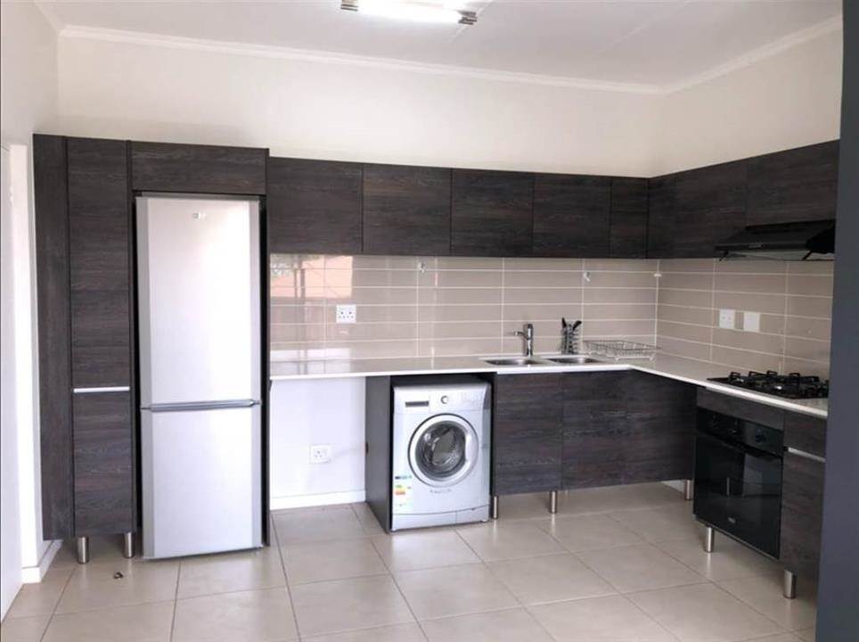 1 Bed Apartment in Modderfontein photo number 26