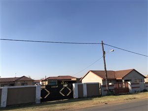 3 Bed House in Osizweni