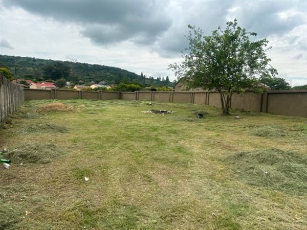 823 m² Land available in Dundee