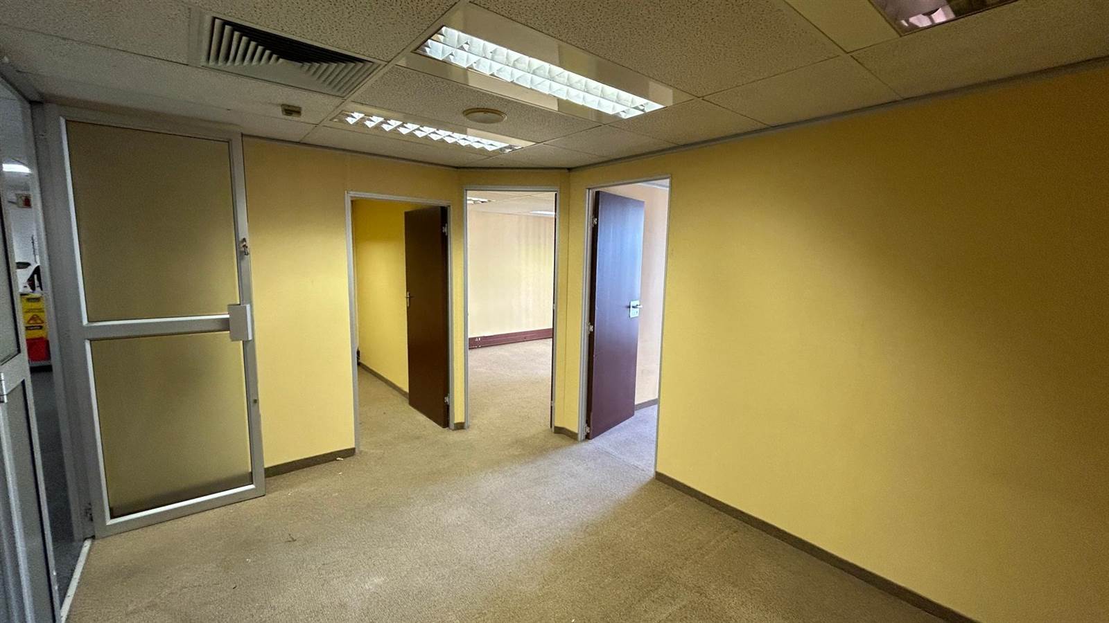 59.25  m² Office Space in Claremont photo number 1