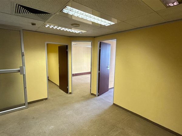 59.25  m² Office Space