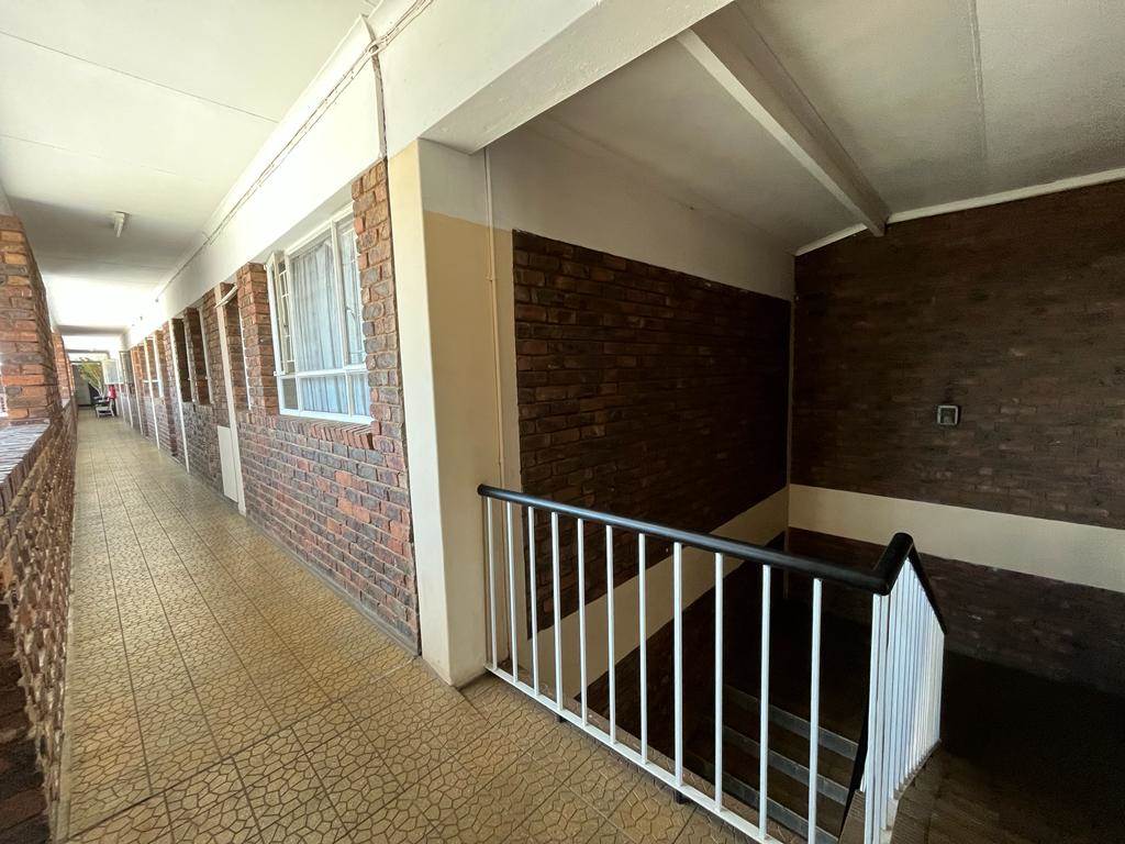 1 Bed Apartment in Pretoria North photo number 23