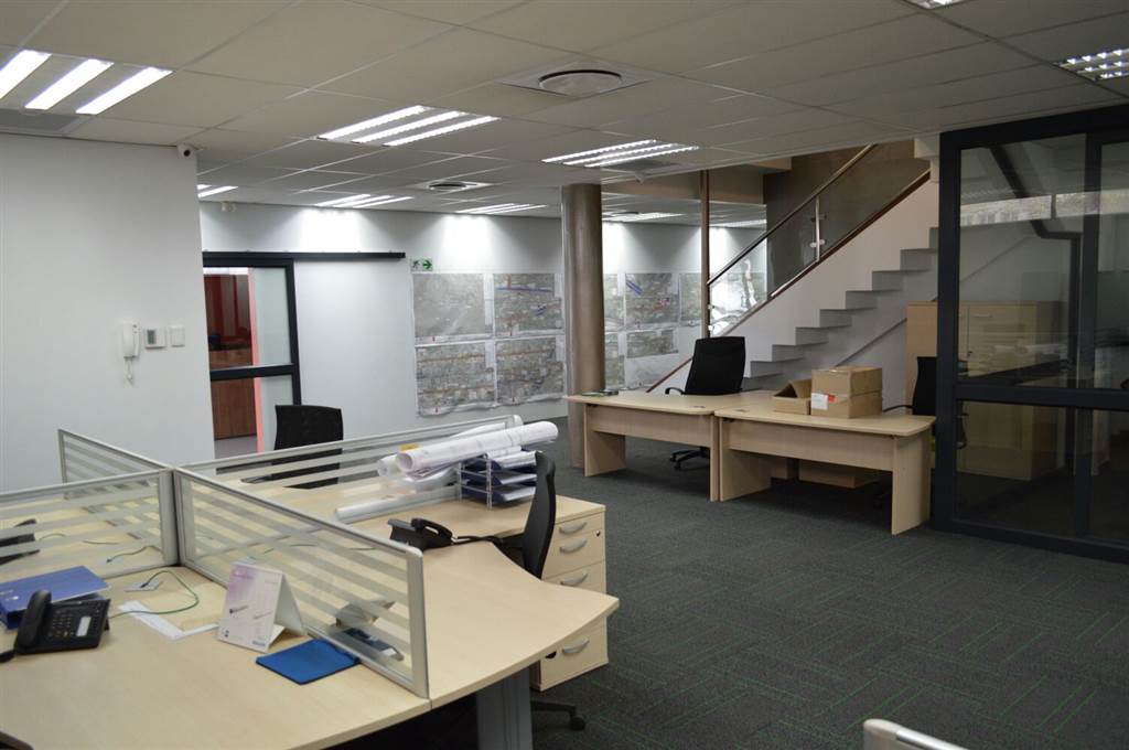 883  m² Office Space in Pietermaritzburg Central photo number 9