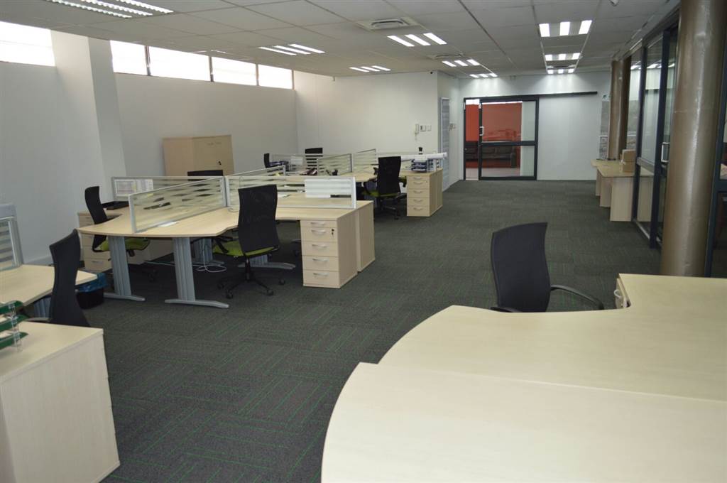 883  m² Office Space in Pietermaritzburg Central photo number 10