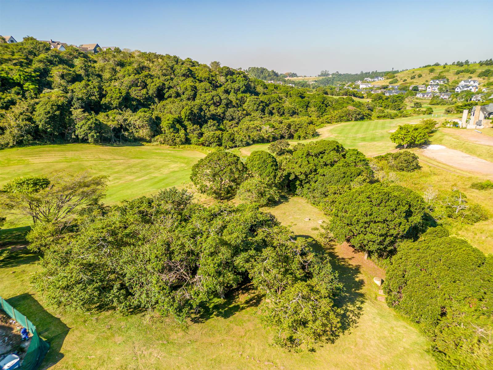 3377 m² Land available in Cotswold Downs Estate photo number 1