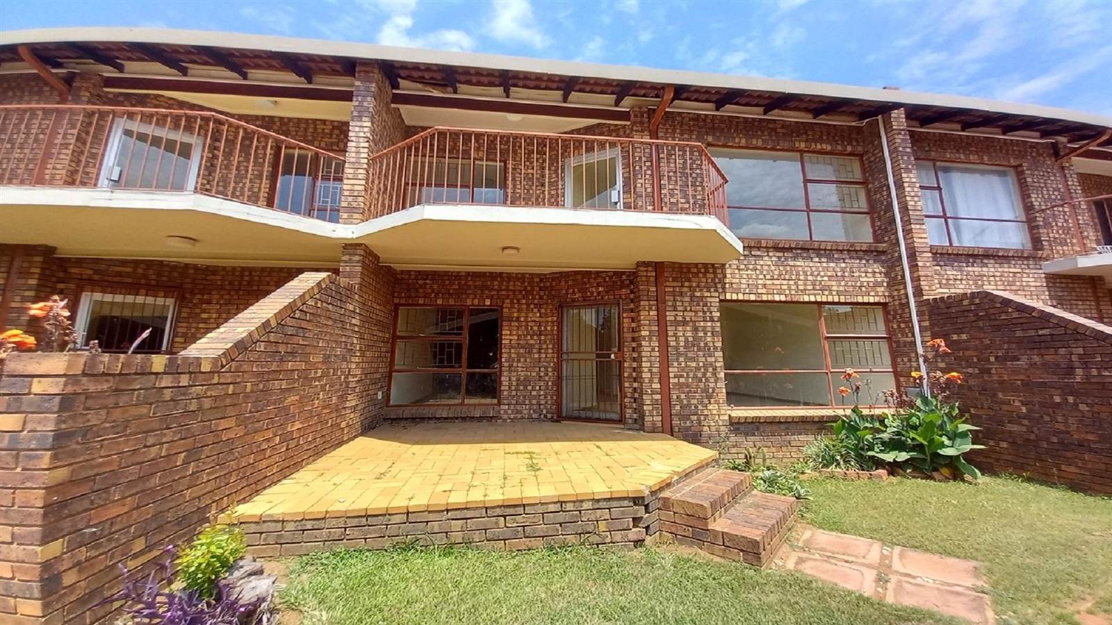 2 Bed Apartment in Bronkhorstspruit photo number 24