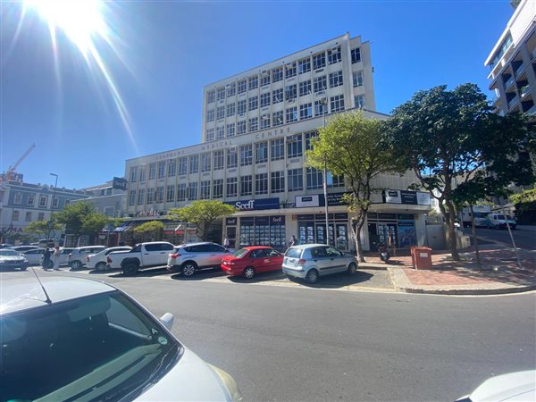 32  m² Commercial space in Sea Point