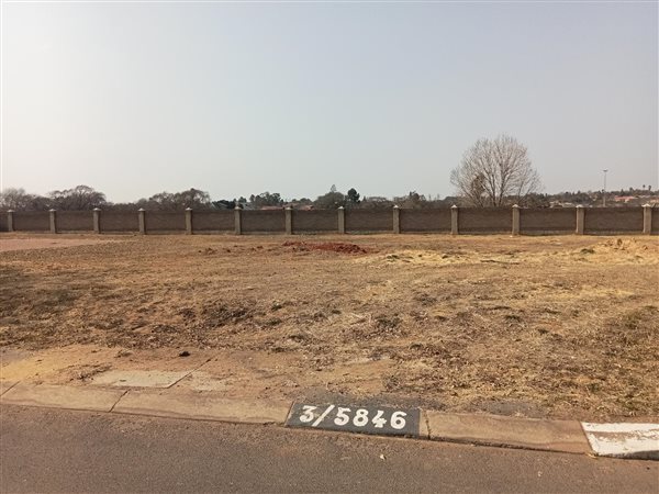 630 m² Land