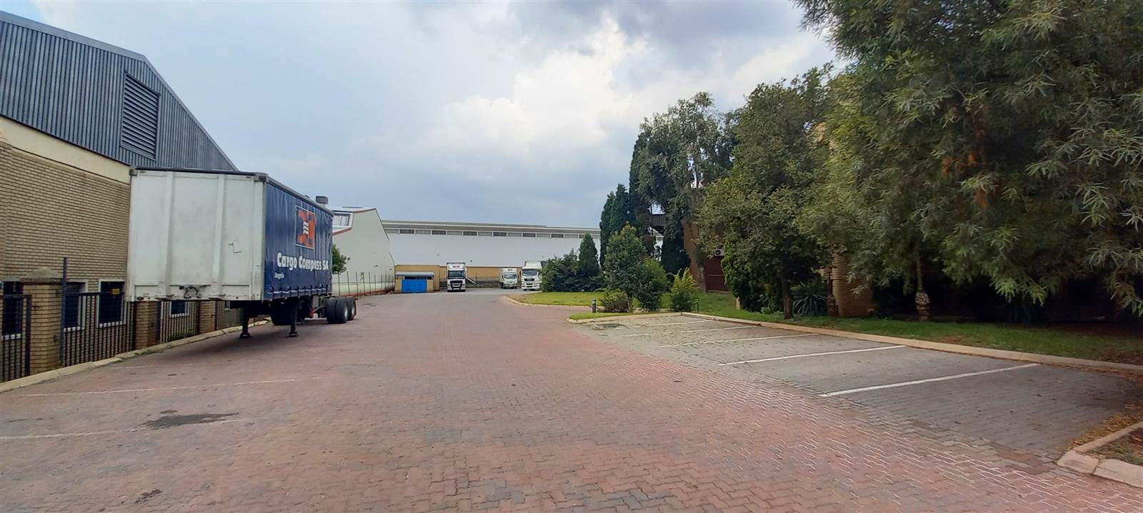 7725  m² Industrial space in Meadowdale photo number 3
