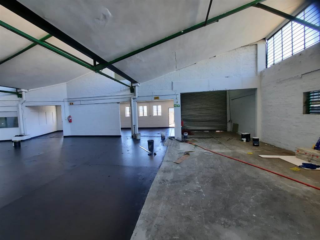 1433  m² Industrial space in Goodwood photo number 12