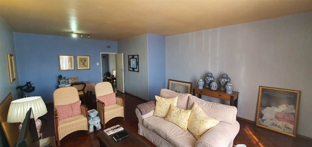 2 Bed Apartment in Blairgowrie photo number 16