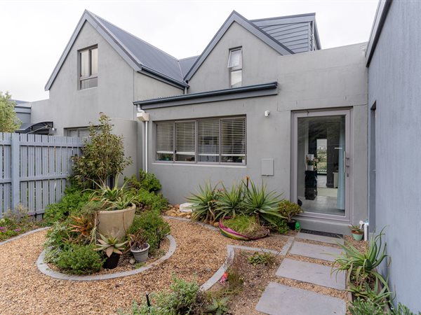 3 Bedroom House 3 Bedroom House