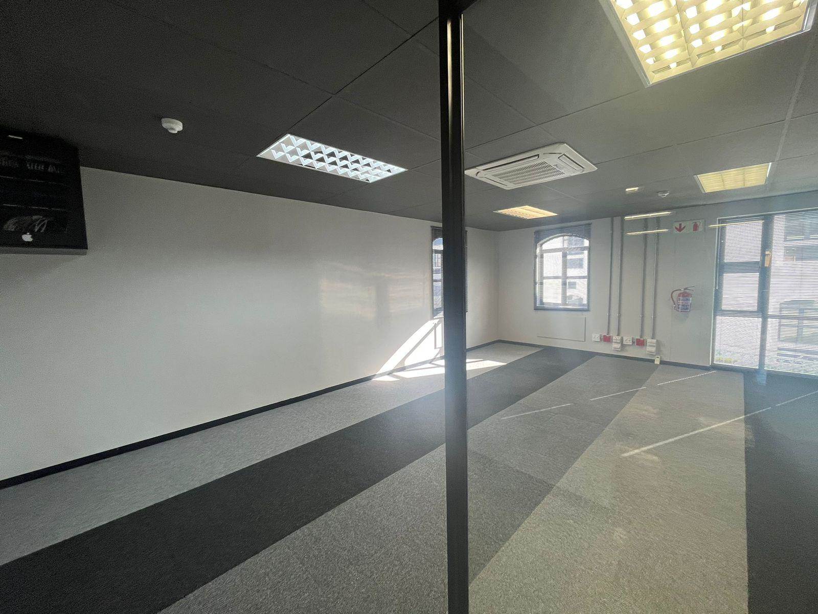 275  m² Commercial space in Jamestown photo number 14