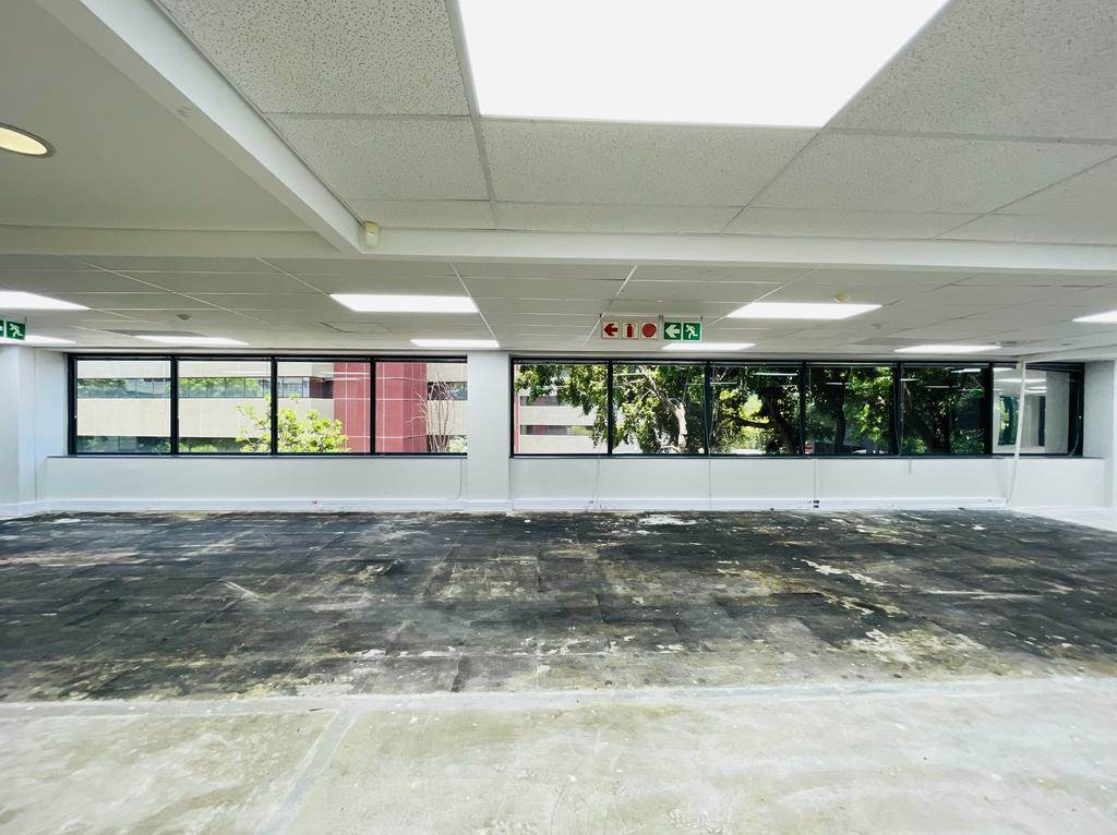 640  m² Commercial space in Sandown photo number 11