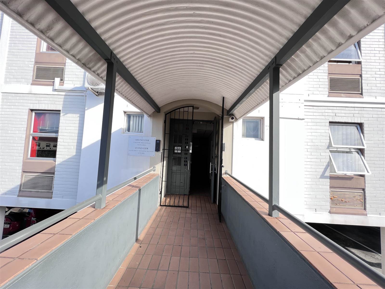 133  m² Commercial space in Wynberg photo number 10
