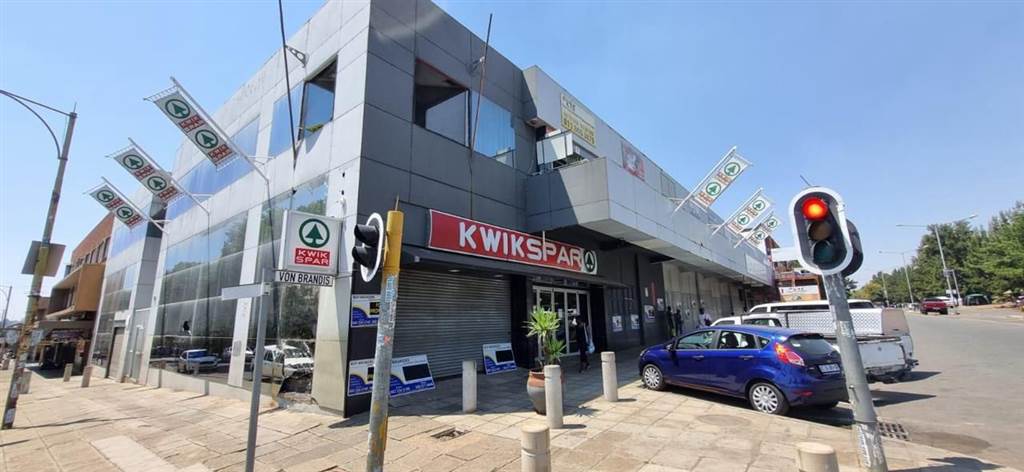 946  m² Commercial space in Krugersdorp Central photo number 1