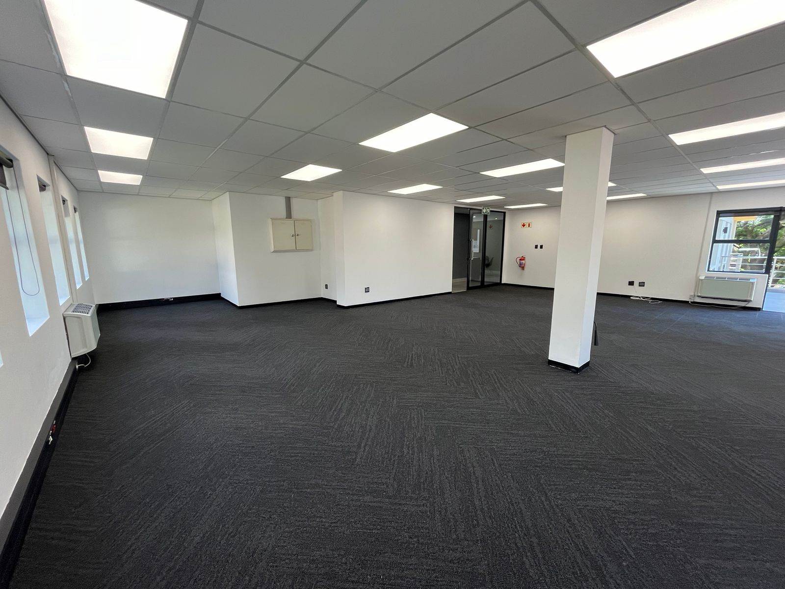 144.06  m² Commercial space in Hyde Park photo number 1