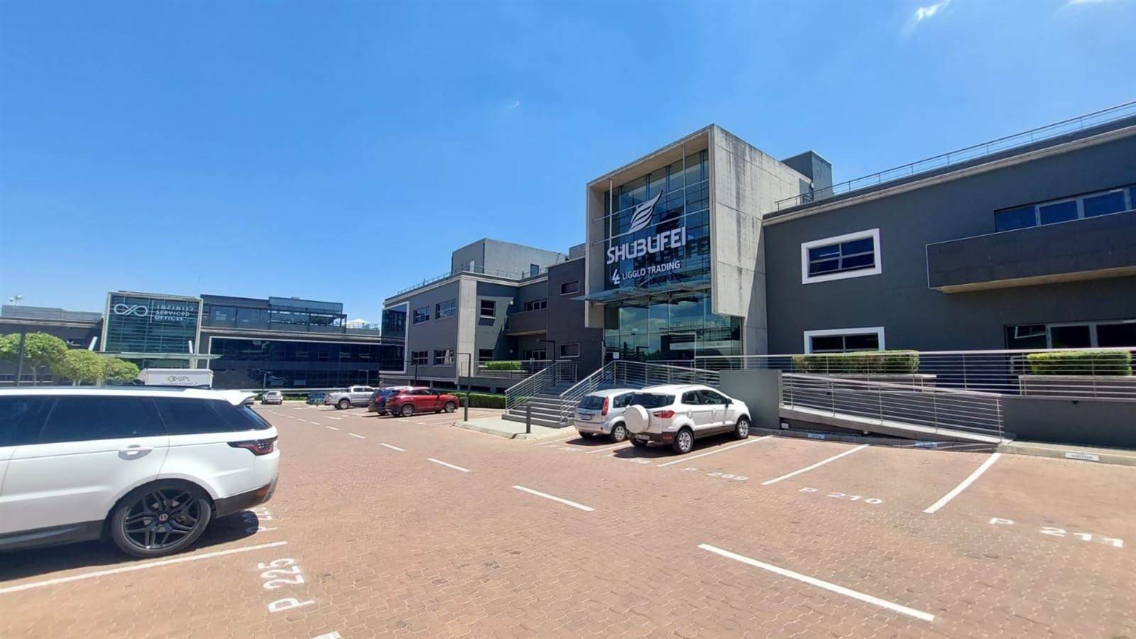 837  m² Commercial space in Fourways photo number 15