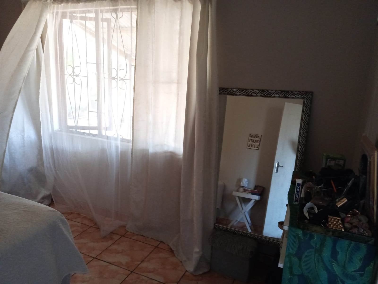 3 Bed House in Empangeni photo number 4