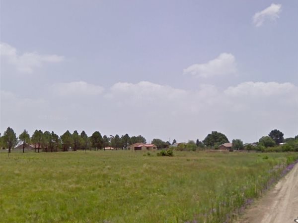 1 968 m² Land