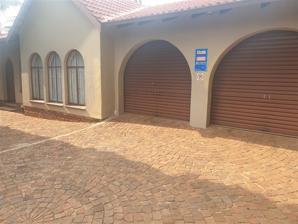 3 Bedroom House 3 Bedroom House