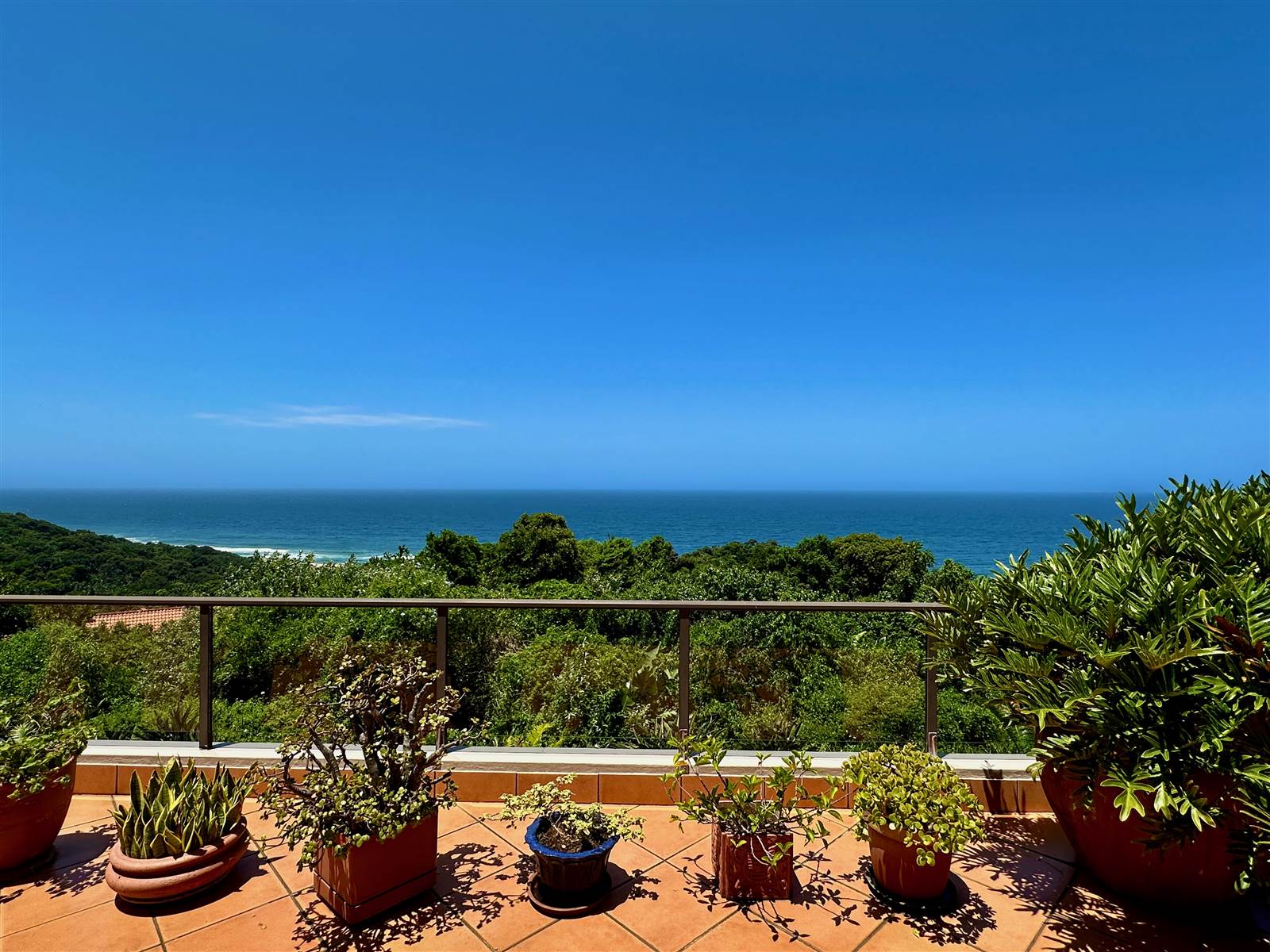3 Bed Apartment in Zimbali Estate photo number 3