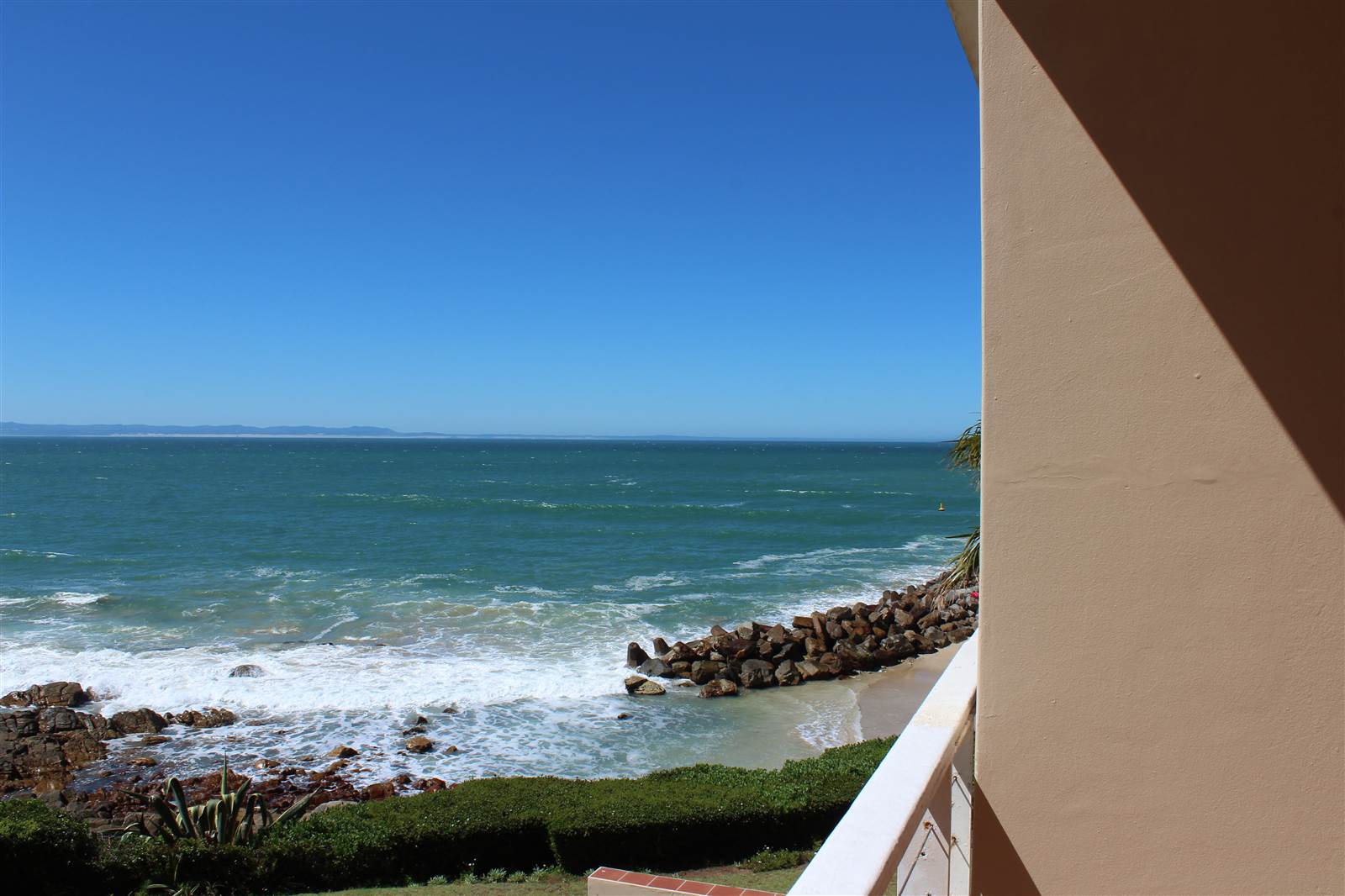 3 Bed Apartment in St Francis Bay photo number 8