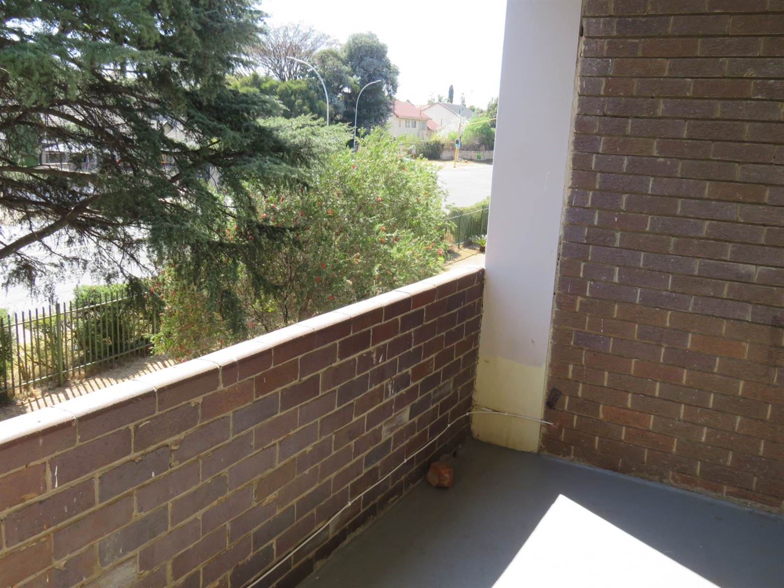 2 Bed Apartment in Eastleigh photo number 10