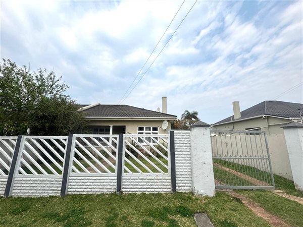 2 Bedroom House 2 Bedroom House